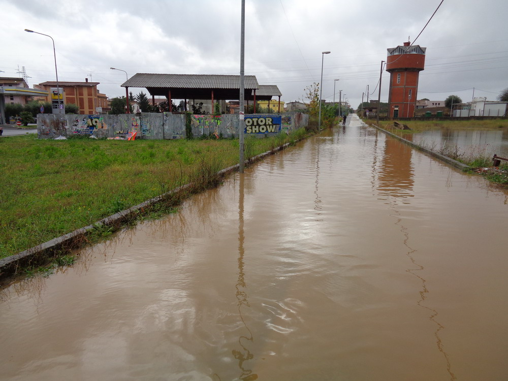 Via Tufello allagata
